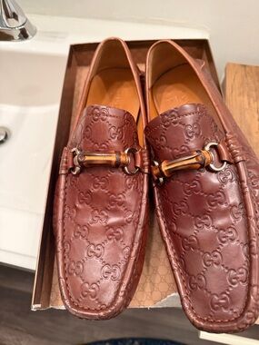 Vintage Gucci Brown Leather Embossed Driving Loafers with Bamboo Bit